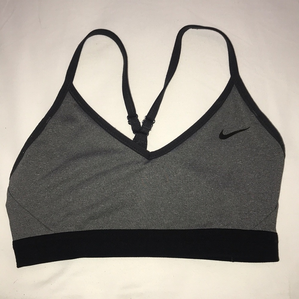 Nike sports bra Small
